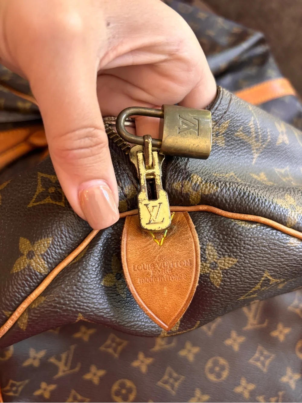 Authentic Louis Vuitton Speedy 30 monogram satchel vintage